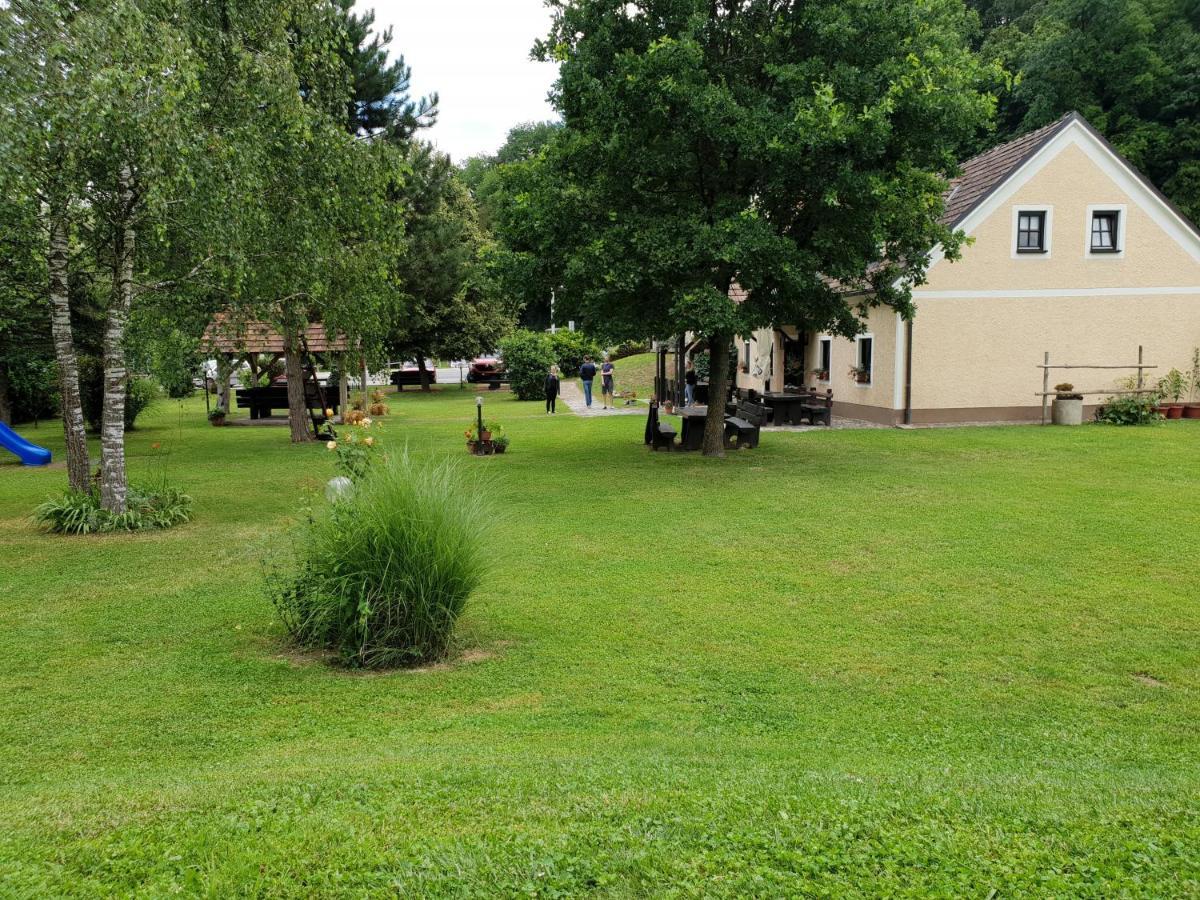 Seoski Turizam Sumak Miljana Exteriör bild