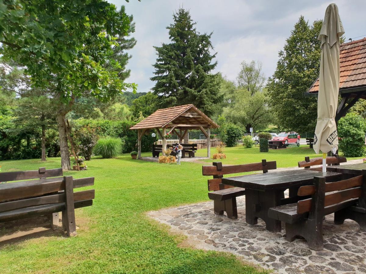 Seoski Turizam Sumak Miljana Exteriör bild