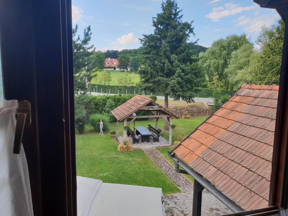 Seoski Turizam Sumak Miljana Exteriör bild