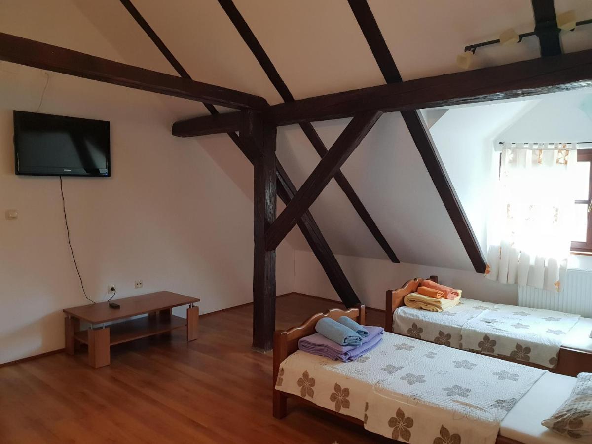 Seoski Turizam Sumak Miljana Exteriör bild