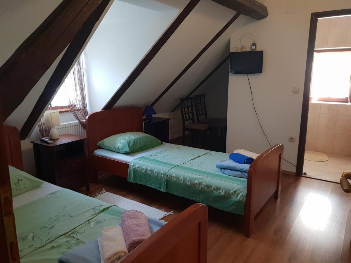 Seoski Turizam Sumak Miljana Exteriör bild