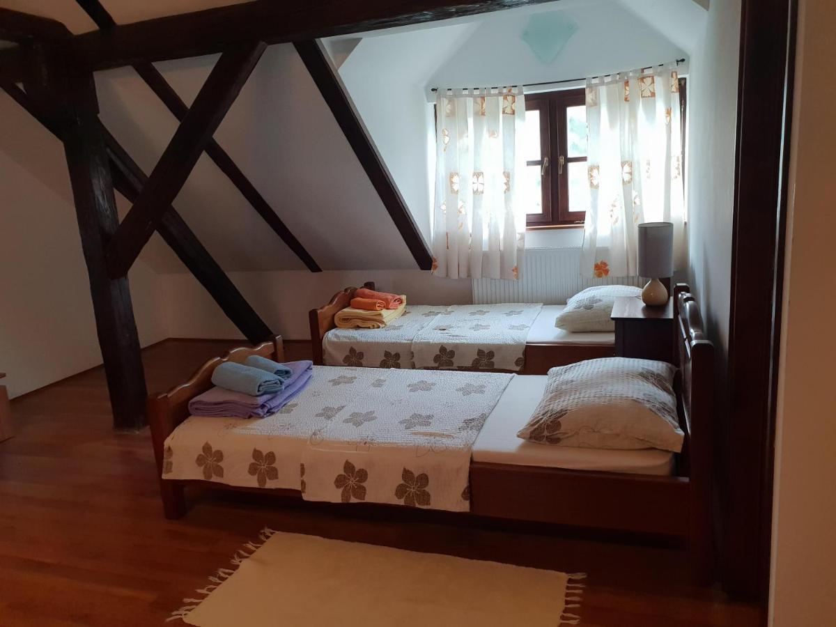 Seoski Turizam Sumak Miljana Exteriör bild